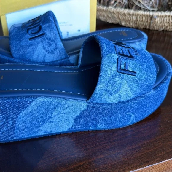 Fendi Blue denim sandals NWT size 40 - Picture 7 of 8